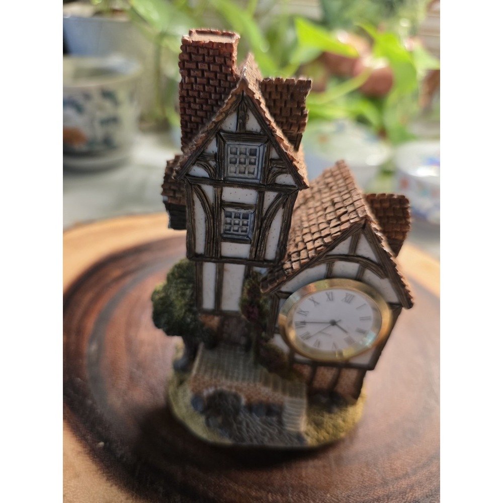 Cottagecore Kitschy Cottage Clock Figurine Vintage Piece
